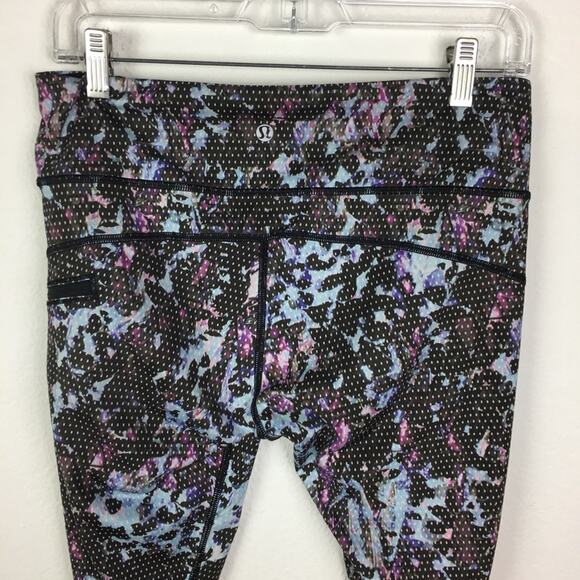 Lululemon Run: Top Speed Crop Floral Sport Tranquil Blue Multi / Black size 8 - Picture 7 of 7
